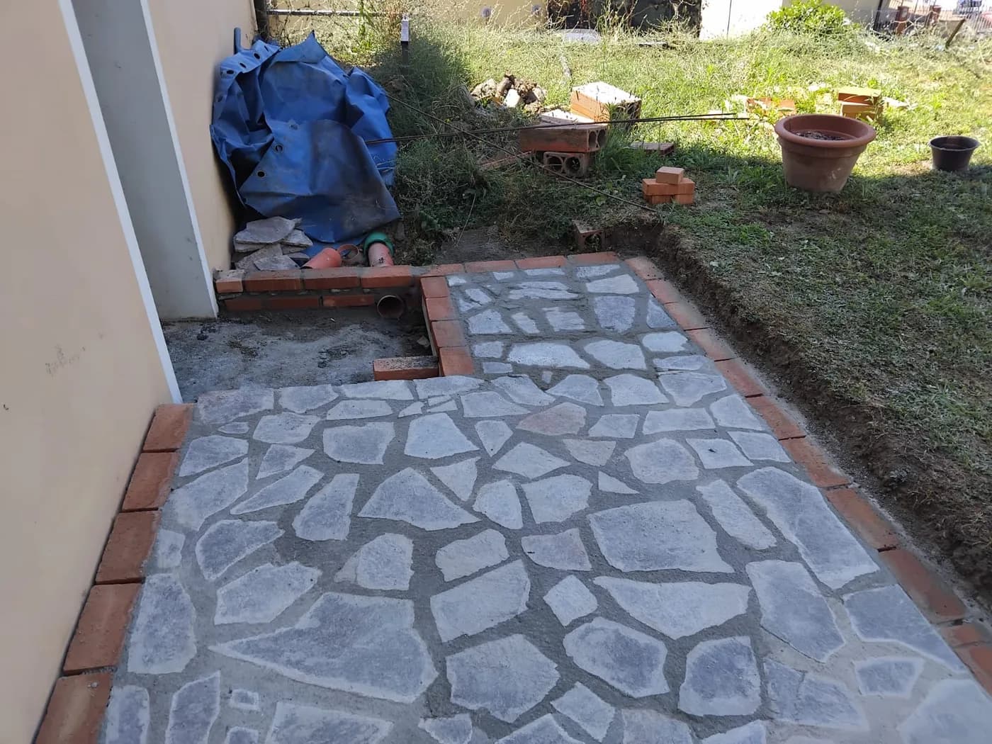 La pavimentazione completata